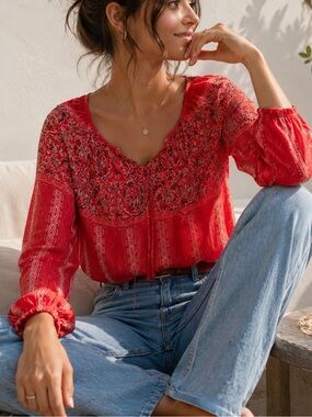 Lucky Brand Boho Peasant Blouse Coral Red Floral Print Smocked Hem Size M